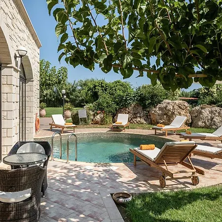 Caldera Villa