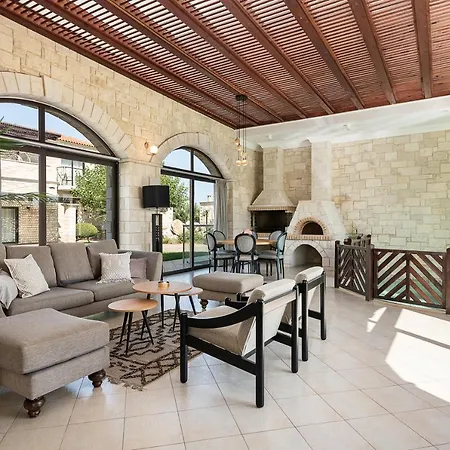Villa Caldera